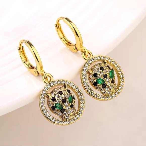 18K Gold Pavé Diamond Panther Designer Inspired Huggie Hoop Dangle Drop Earrings - Picture 5 of 5